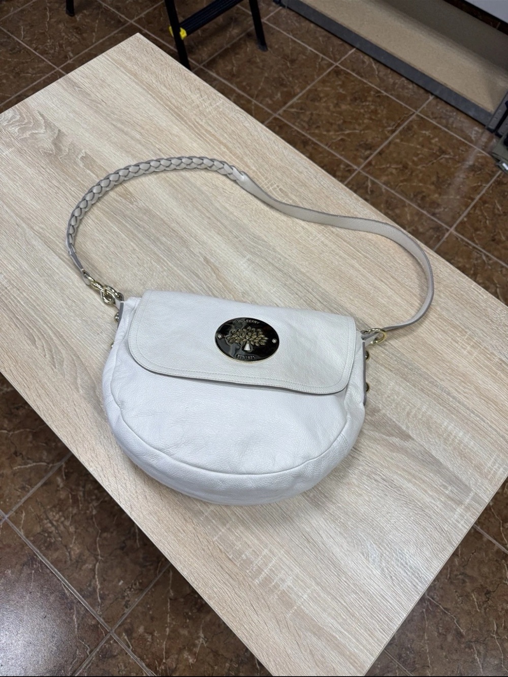 Mulberry White Leather Braided Strap Shoulder Bag with Gold Medallion
